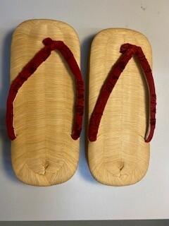 Pokkuri sandalen