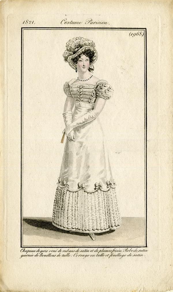 Costume Parisien 'Chapeau de gaze orné de rubans de satin et de plumes frisées. Robe de satin…