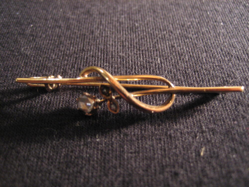 Broche