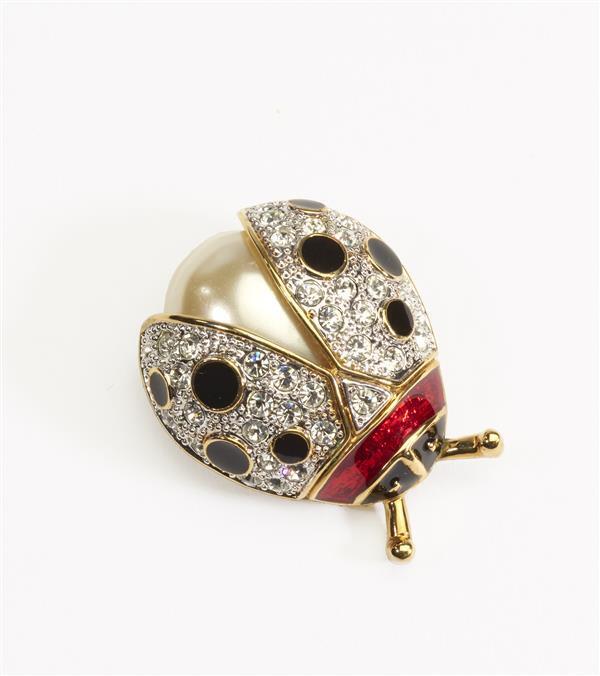 Broche