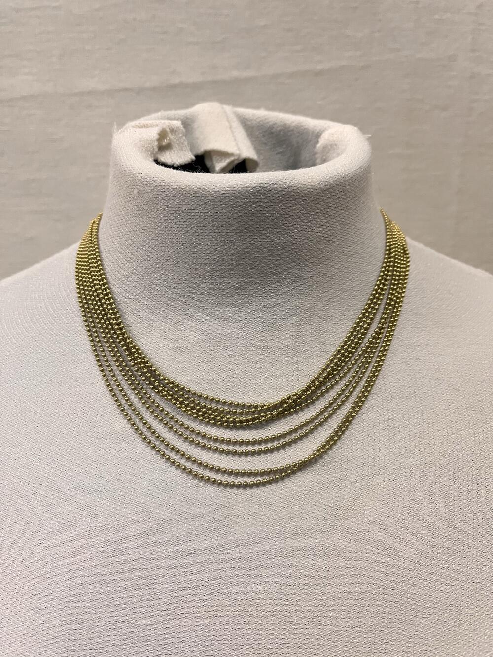Ketting, goud, negen snoeren