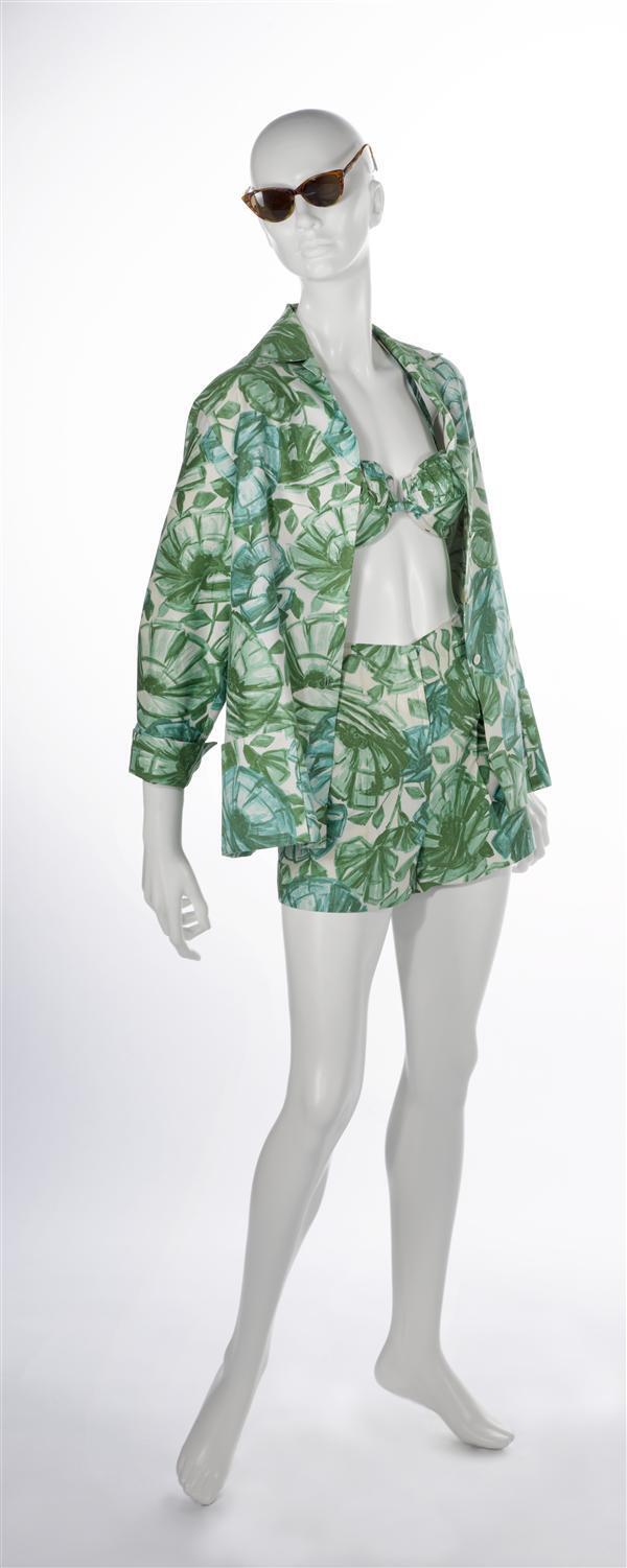 Vrouwenshort en beha