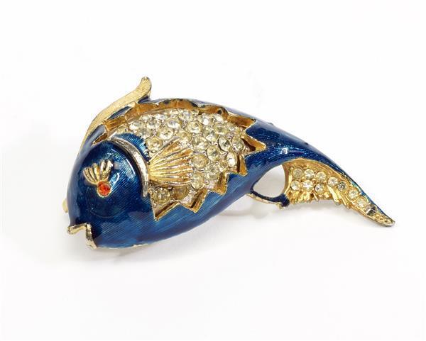 Broche