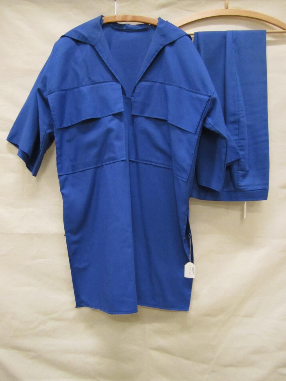 Broekpak bestaande uit tuniek en broek van blauwe, gemengde katoen