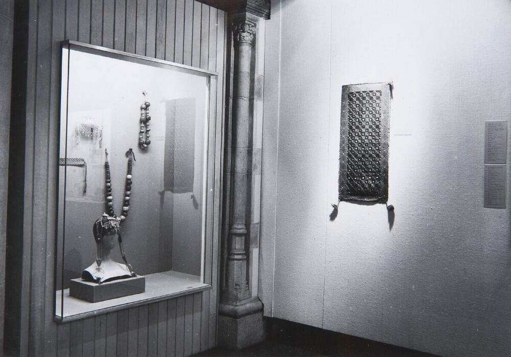 Tentoonstelling 'Sieraden uit Islamitische landen' in het Tropenmuseum