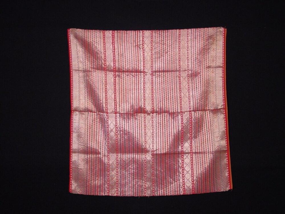 Zijden hoofddoek