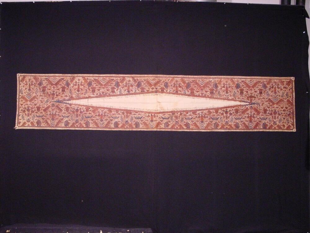 Gebatikte schouderdoek
