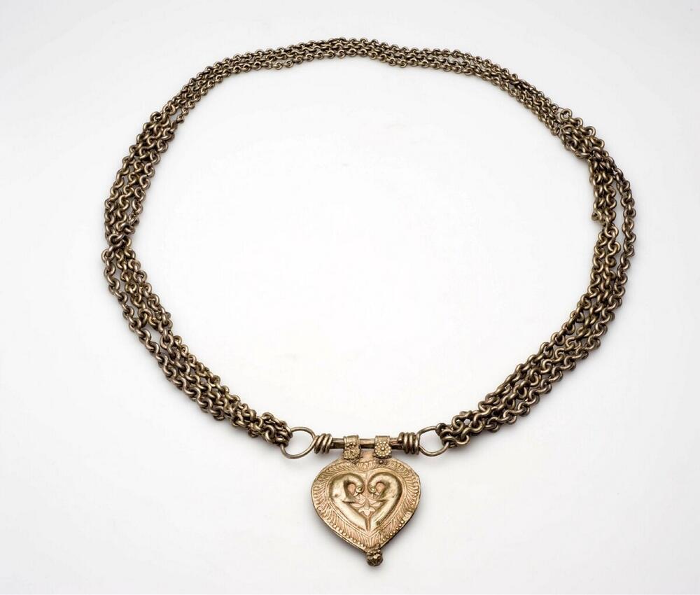 Halsketting van zilverlegering, met hanger