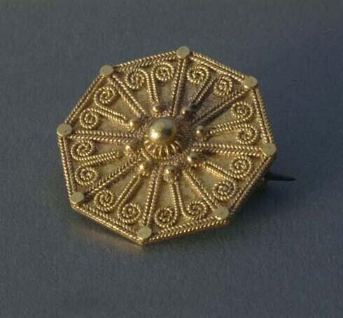 Gouden broche