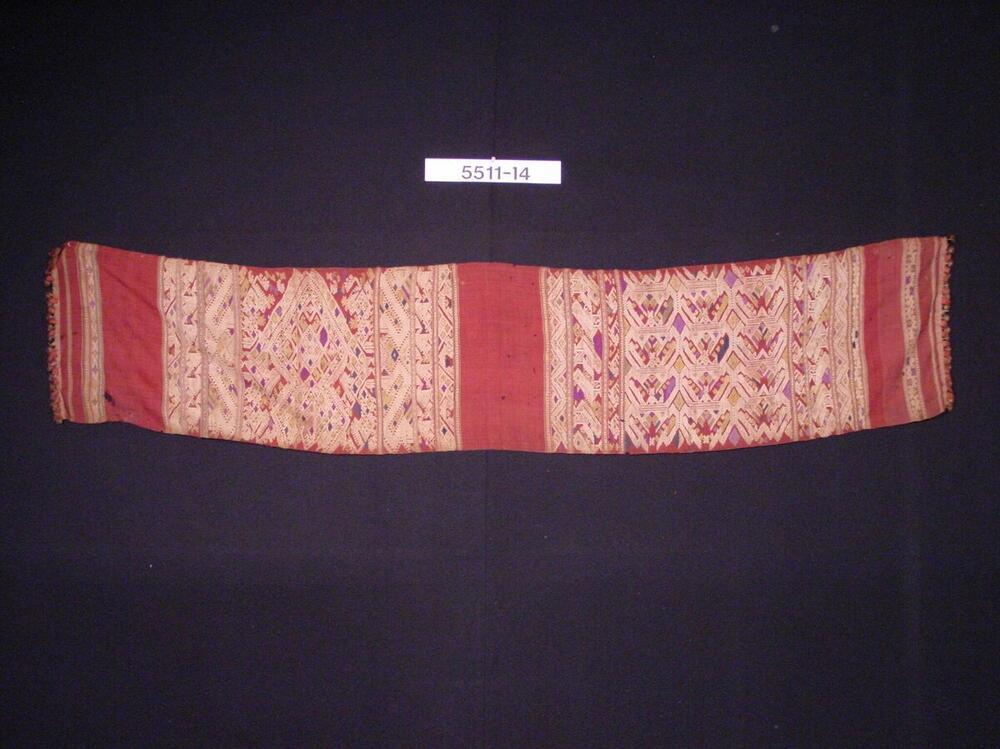 Zijden schouderdoek voor ceremonieel gebruik