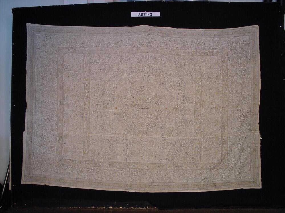 Bedrukte katoenen doek met geometrische en florale motieven