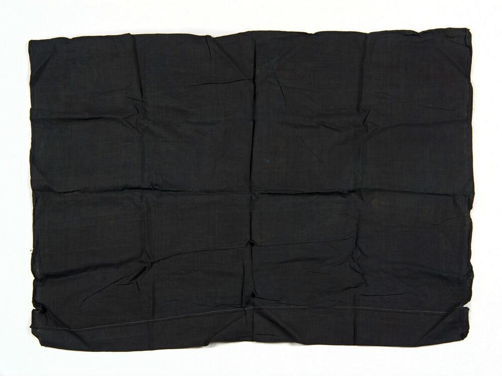 Sarong van klederdrachtpop