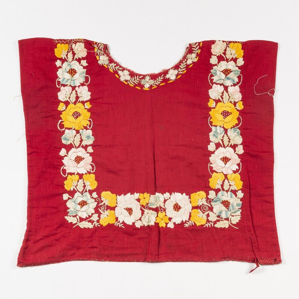 Huipil, blouse als onderdeel feestkleding van een Tehuana