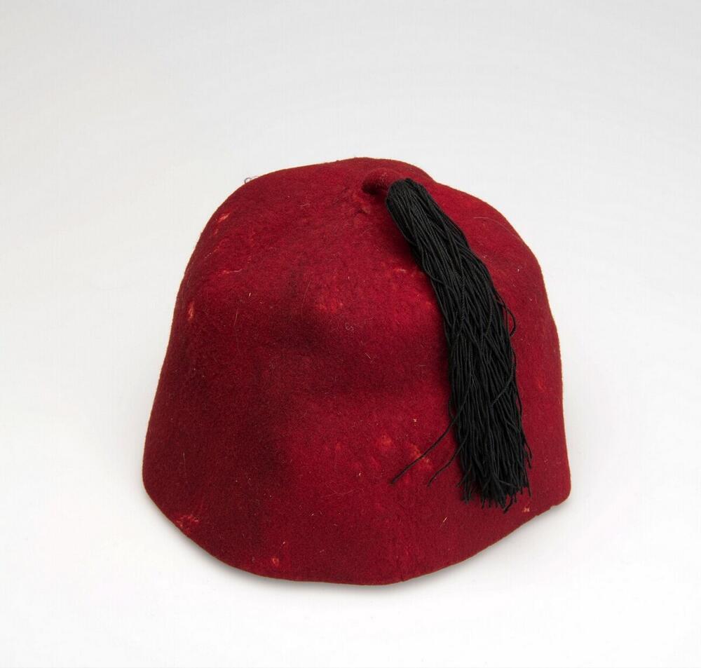 Fez van rood vilt
