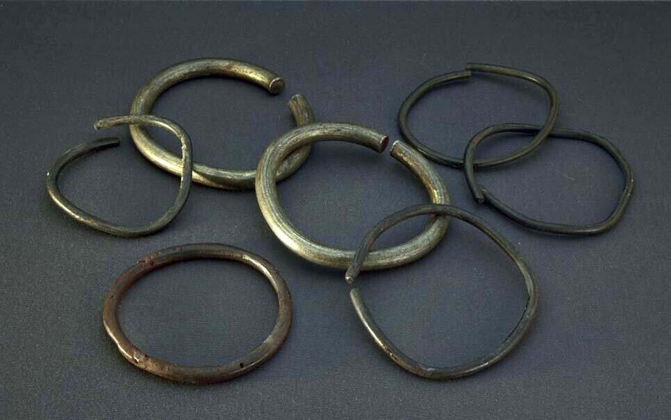 Tinnen armbanden