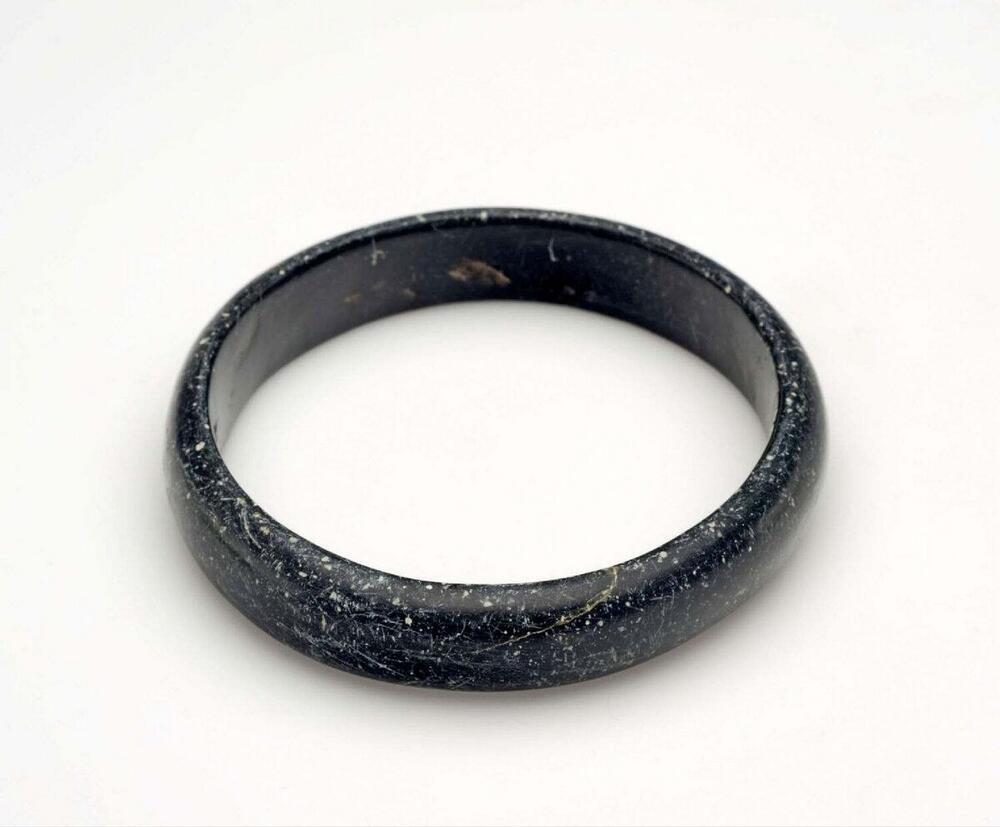 Stenen armband voor mannen