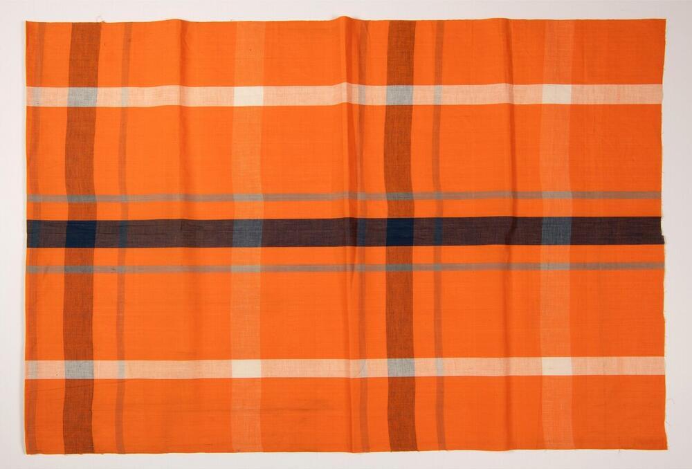 Katoenen grof geruite doek, gebruikt als kleding
