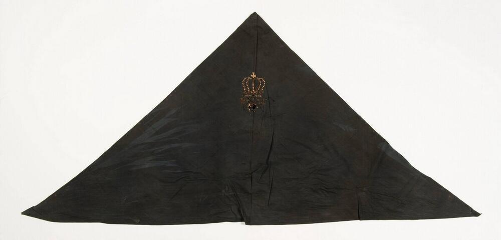 Driehoekig hoofddoek van katoen, met een kroon versierd