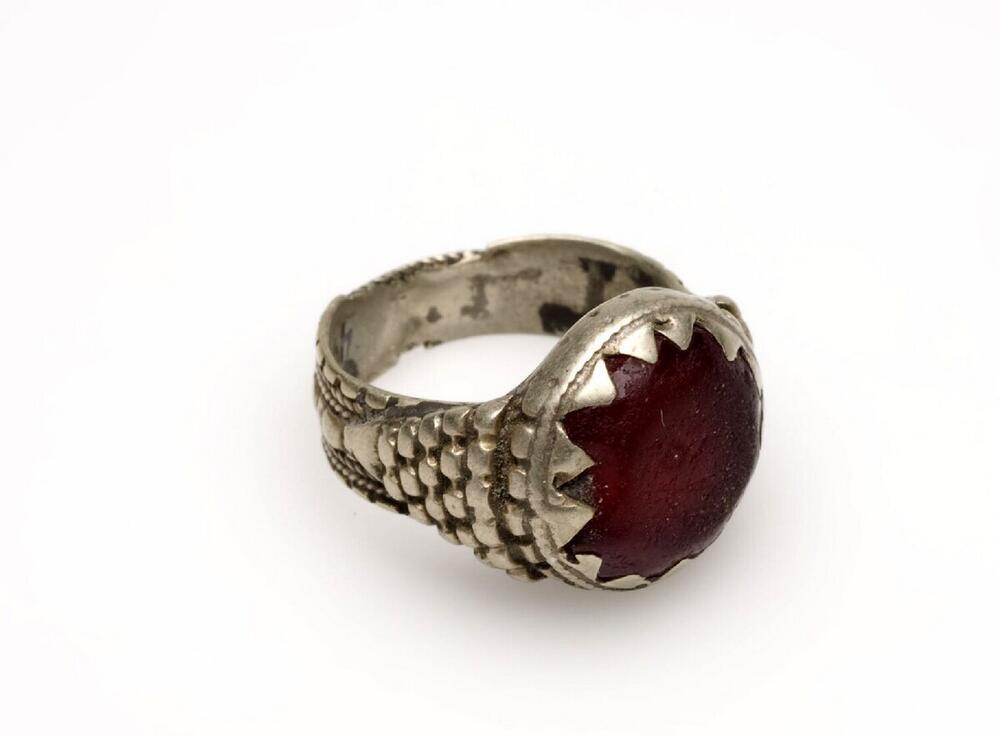Ring