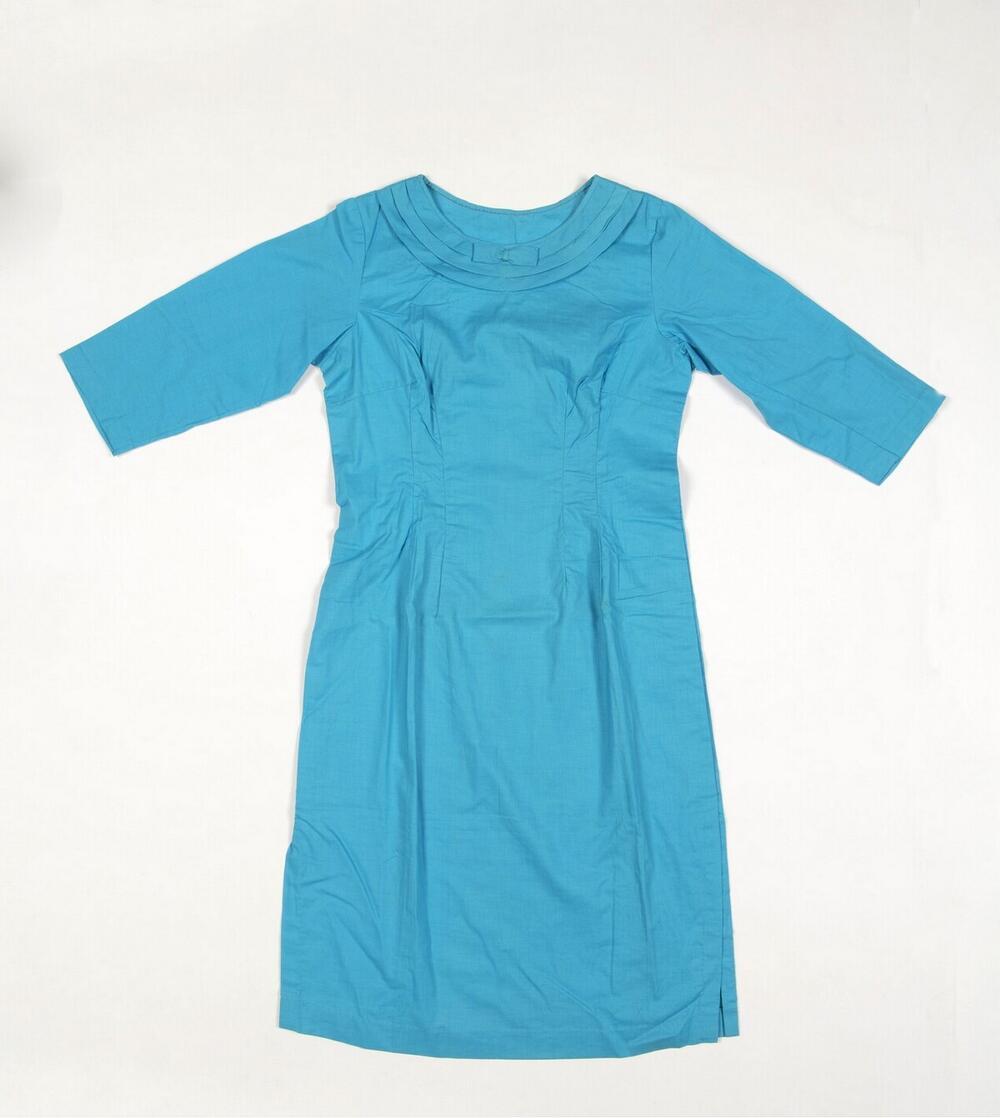 Blauw katoenen jurk, modern