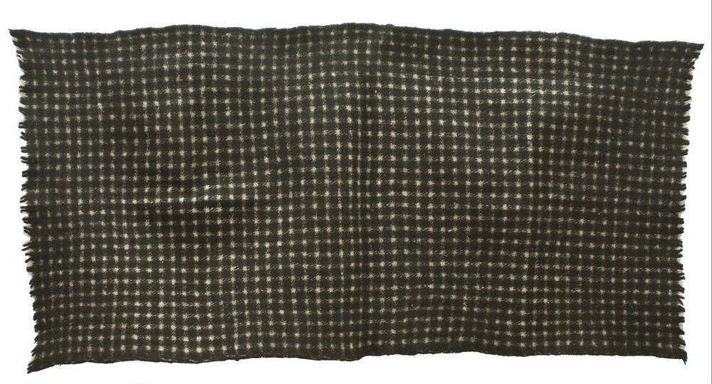 Bruinwit geruite wollen heupdoek