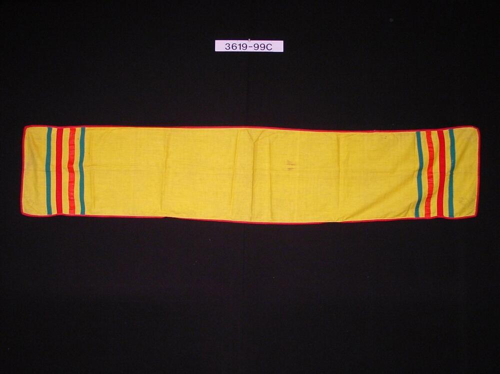 Doek, onderdeel van mannenkostuum
