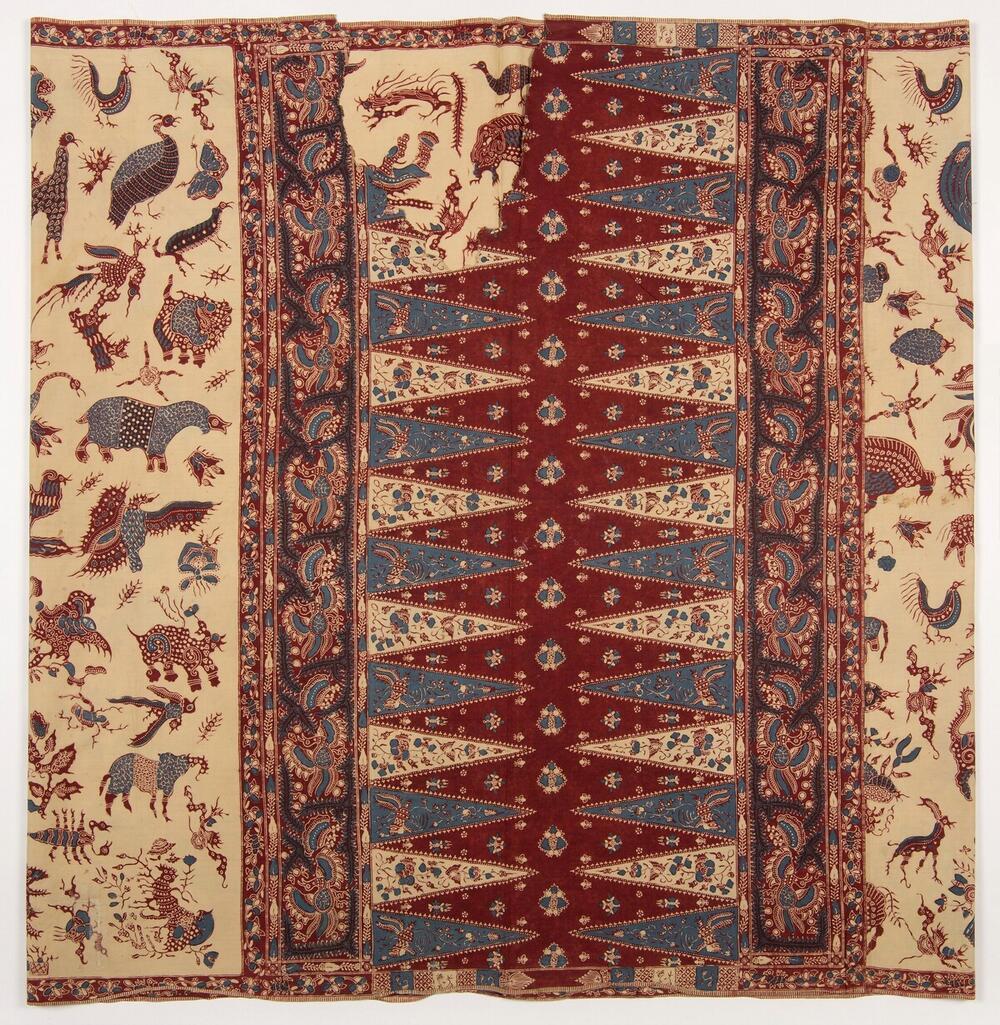 Gebatikte heupdoek versierd met diermotieven met vervormde koppen