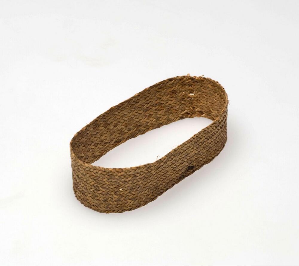 Armband van gevlochten rotan