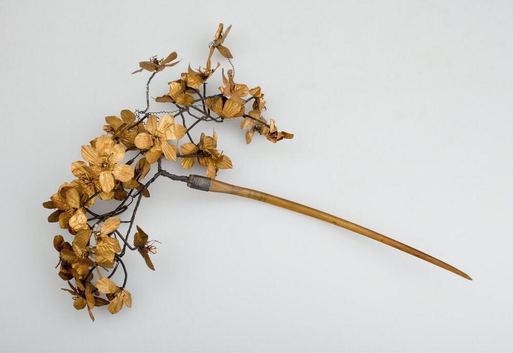 Hair ornament