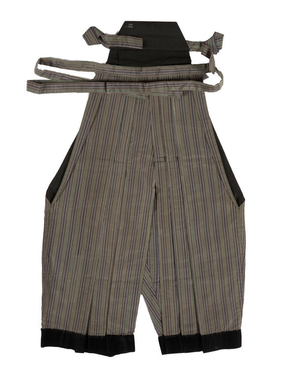 Broek (hakama)