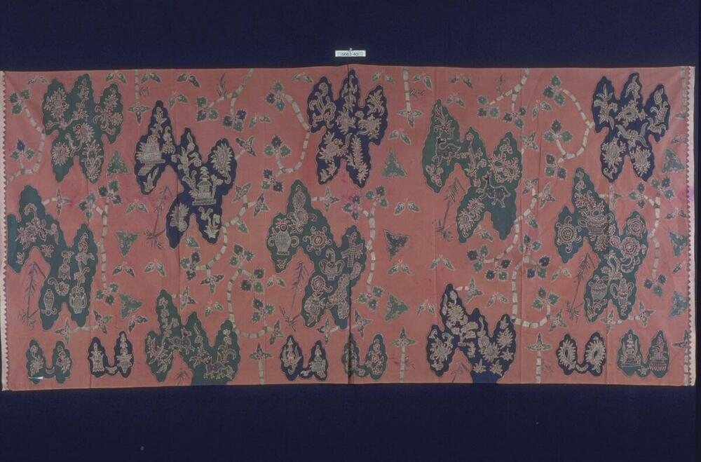 Wikkelrok met variatie van Cirebon wolkenmotief