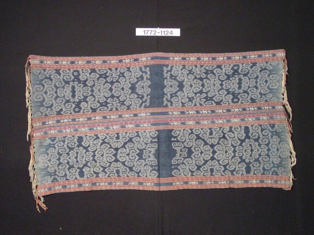 Katoenen schouderdoek met banen in scheringikat