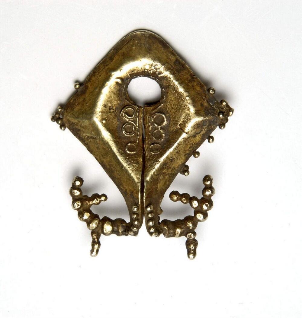 Ruitvormige gouden oorbel
