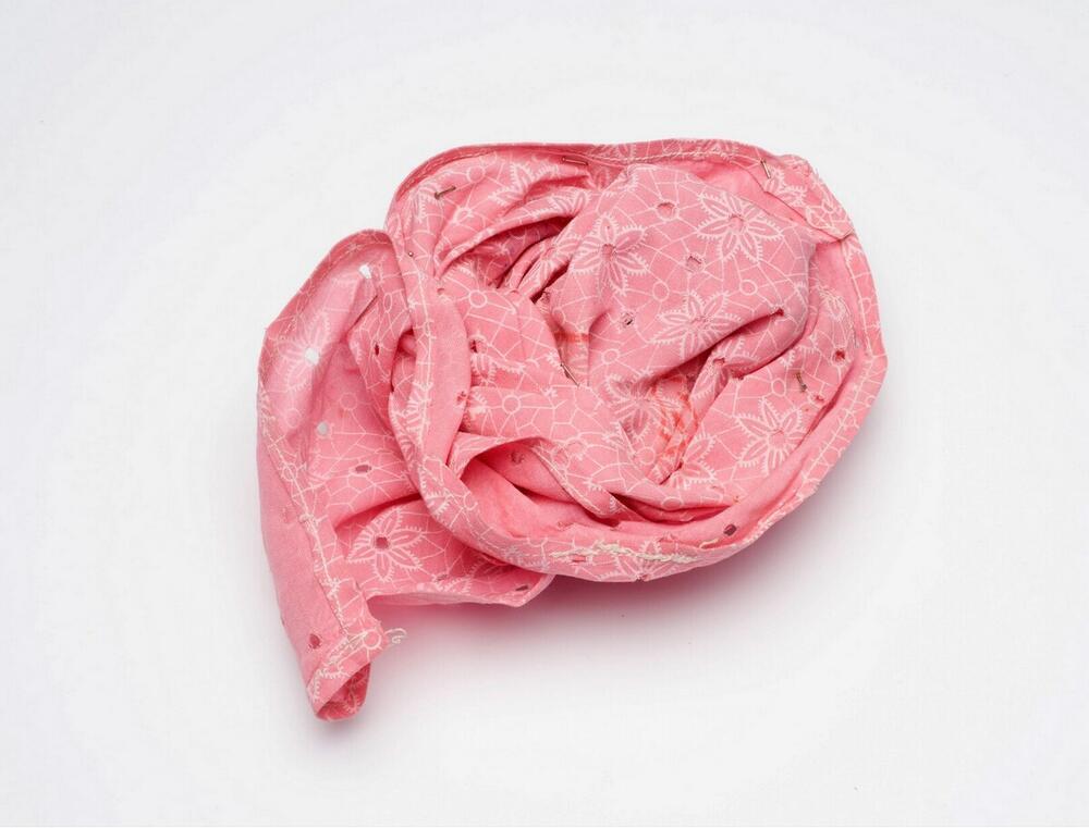 Model van een Surinaams-Creoolse hoofddoek