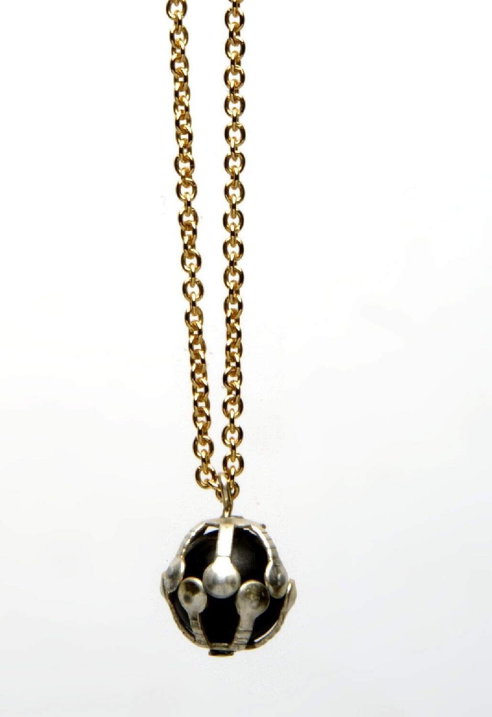 Metalen halsketting met hanger