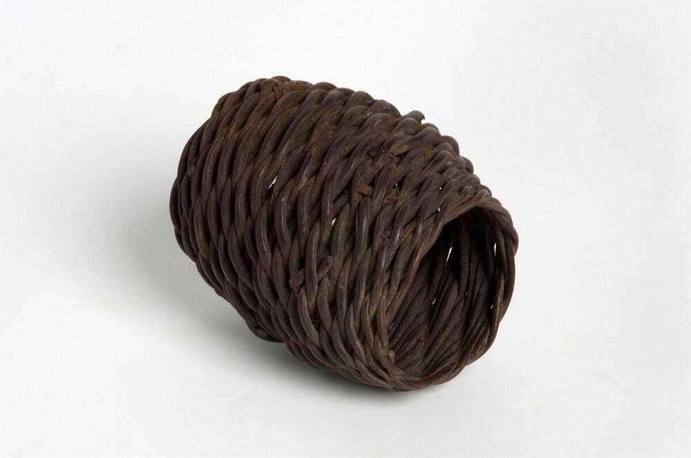 Armband (polsbeschermer) van gevlochten rotan