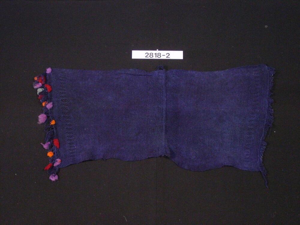 Gevlochten wollen hoofddoek voor gehuwde vrouwen