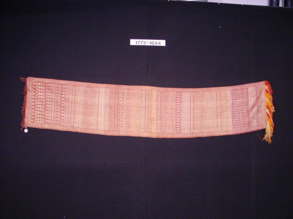 Zijden schouder- en borstdoek