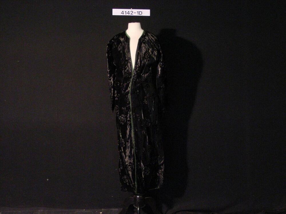 Coat of a woman's costume