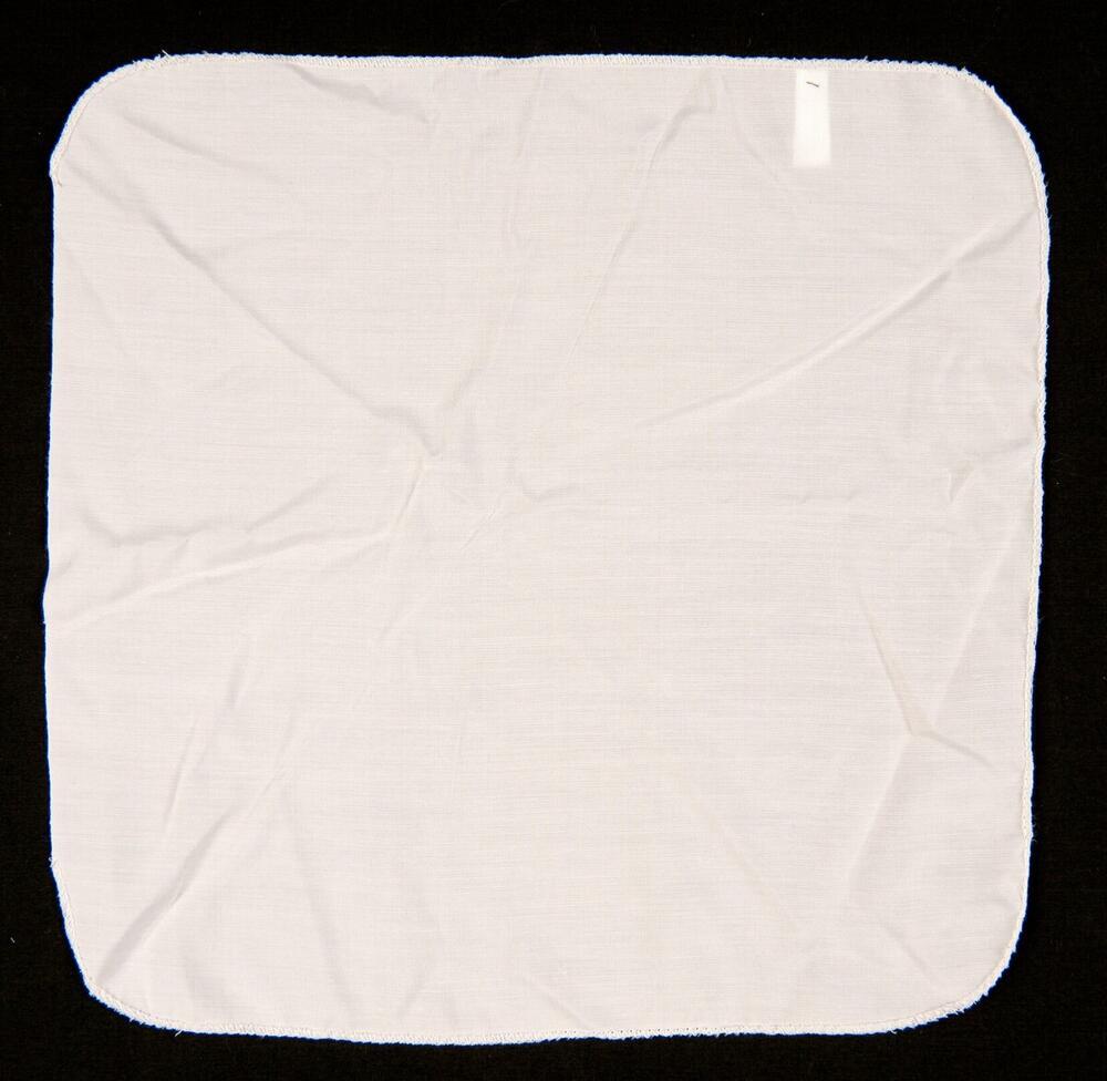 Lap, onderdeel van kleding voor een dode