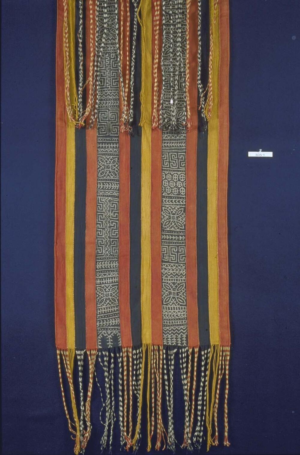 Cotton headcloth with fringes