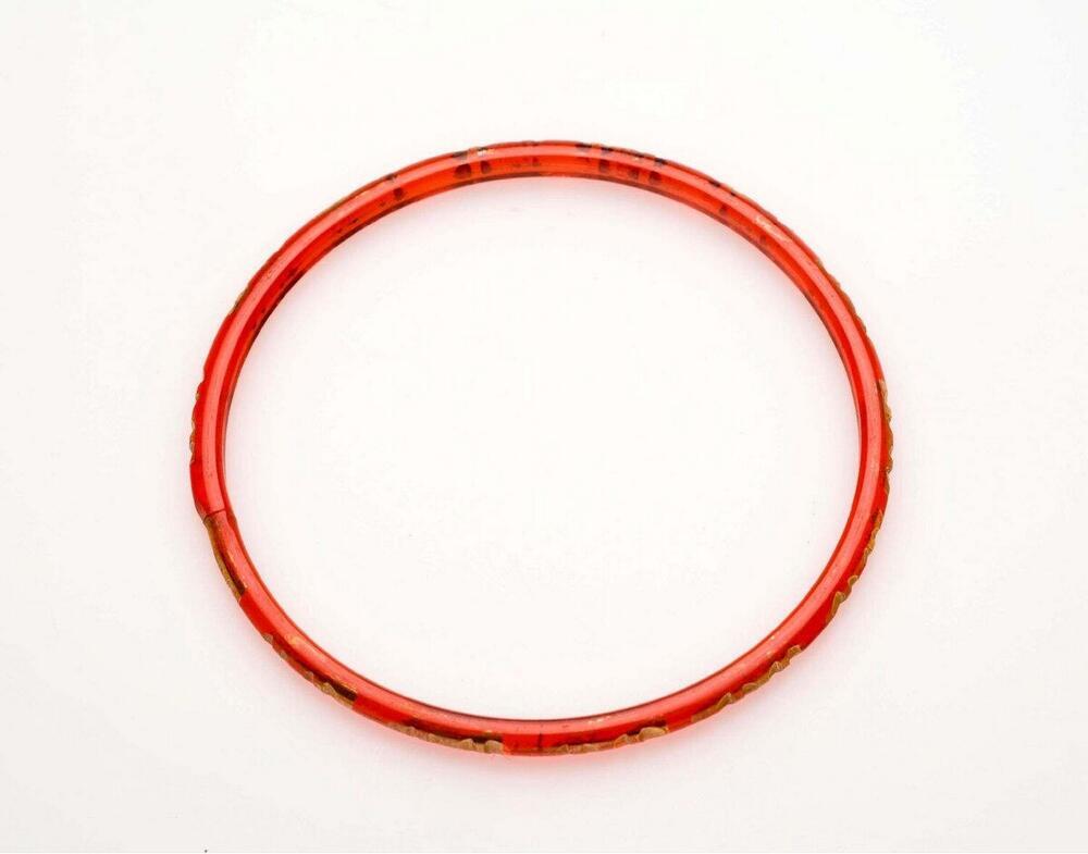 Plastic armband