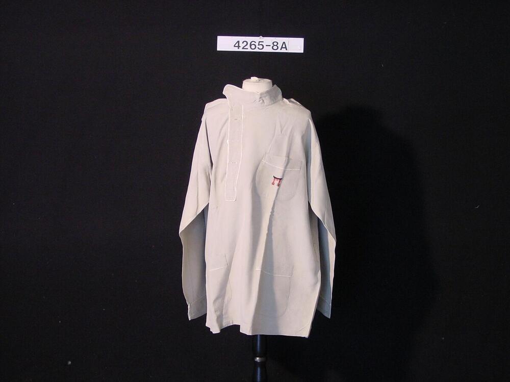 Jas van herenpyjama met ornamentje