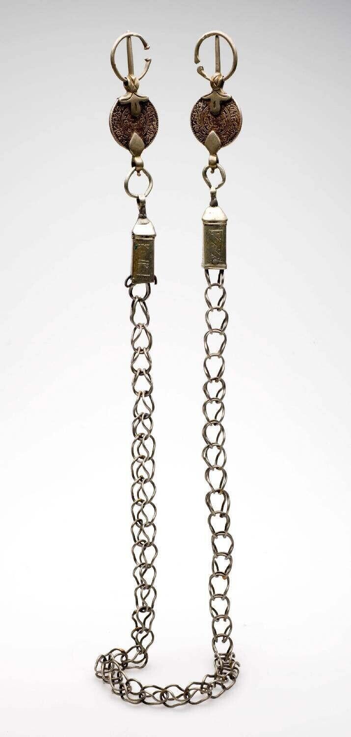 Zilveren ketting met twee kledingspelden