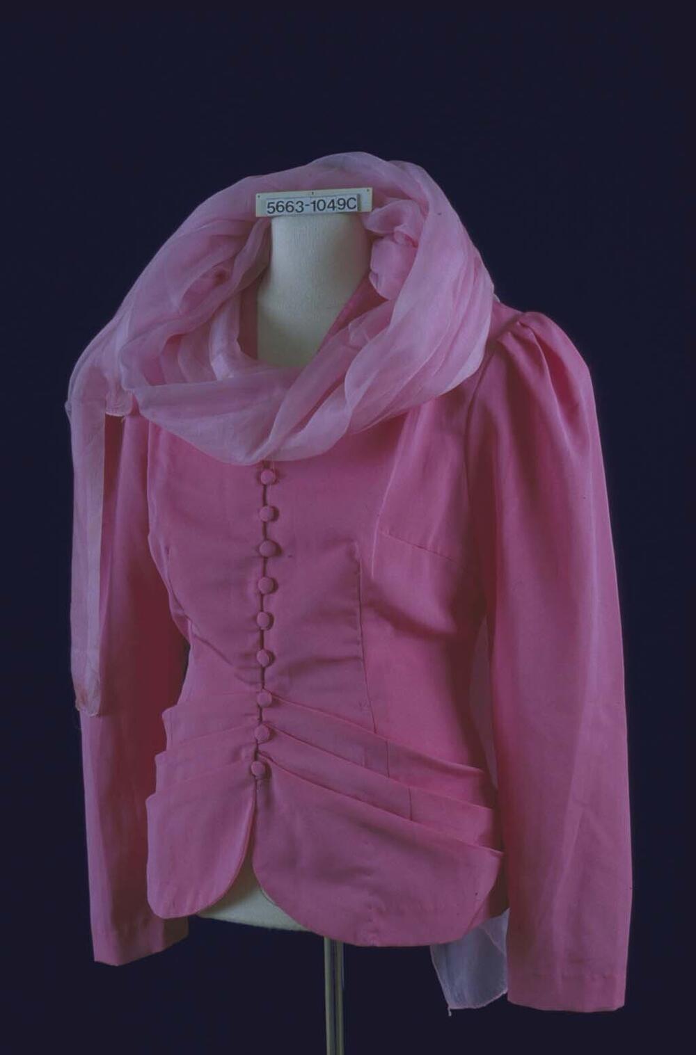 Voile shawl van kledingset