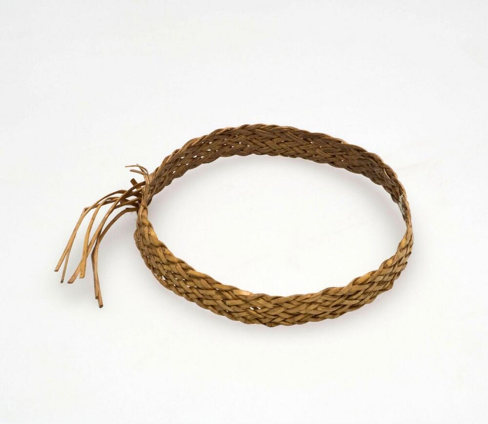 Armband van gevlochten rotan