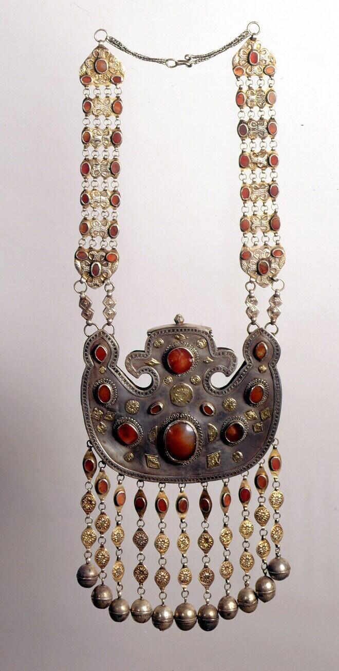 Silver amulet holder