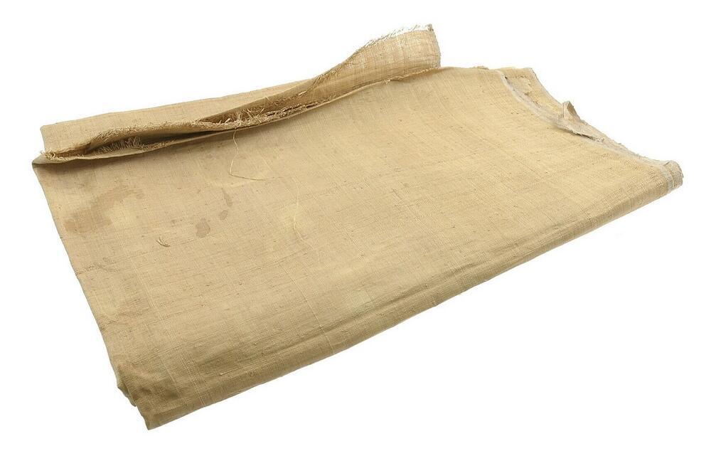 Wikkelrok van raffia