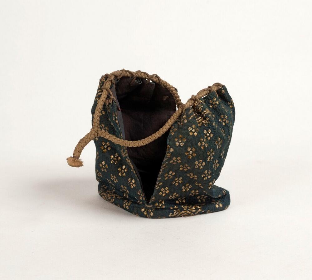 Tas