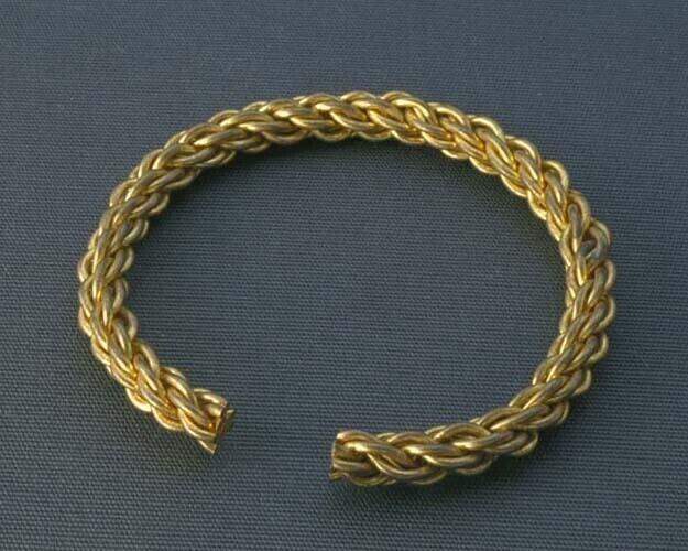 Koperen gedraaide armring voor vrouwen
